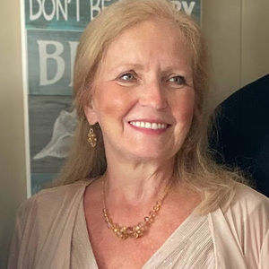 Meet your Posher, Janet